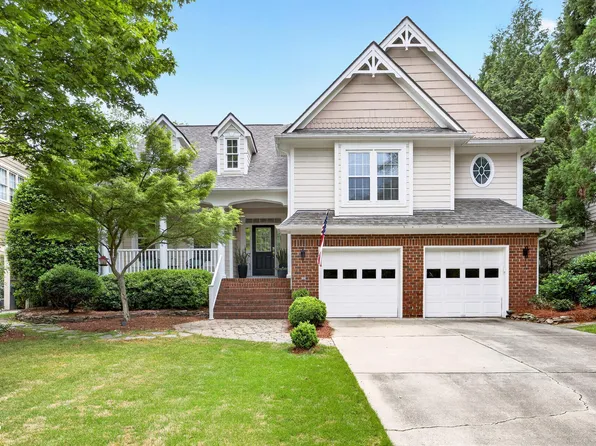 114 Frehold Ct, Cary, NC 27519