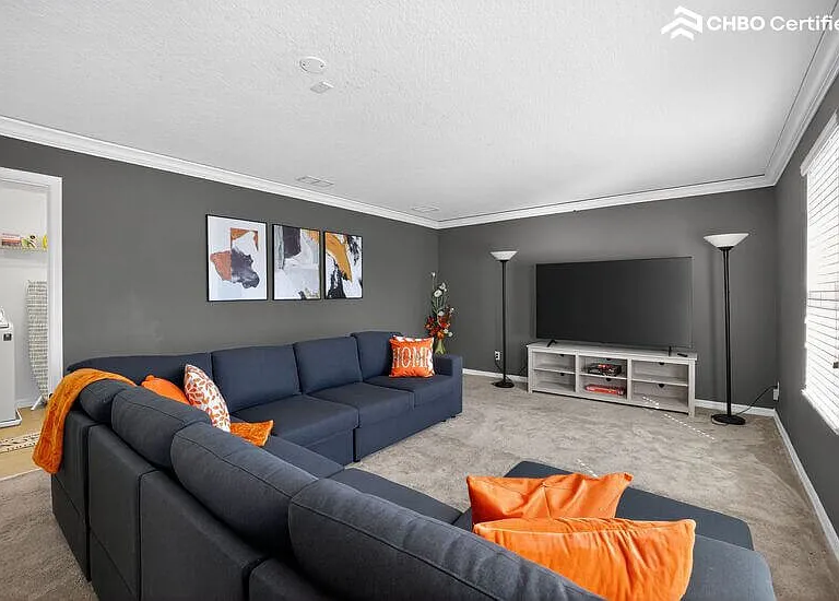 145 Malaga Ave — Photo 14