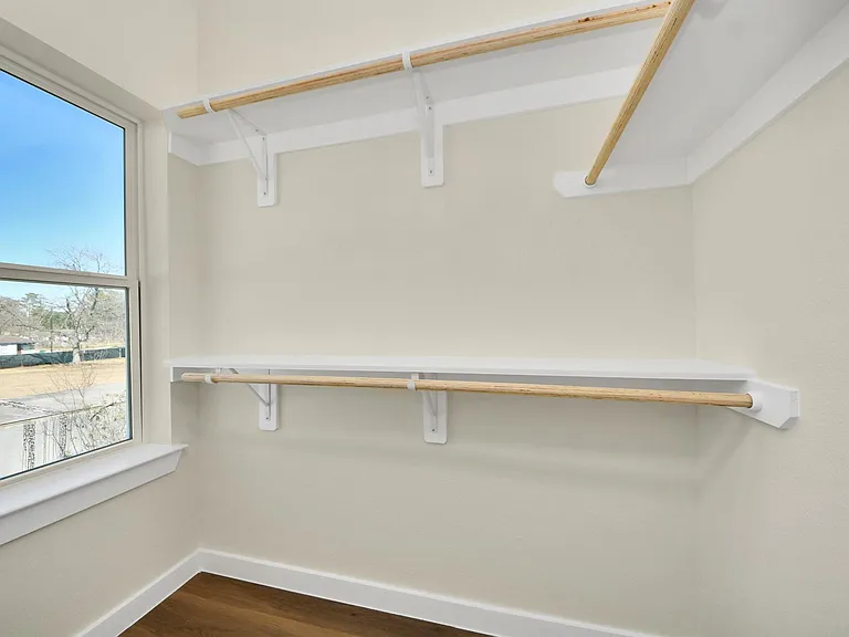 8025 Peachtree St #B — Photo 39