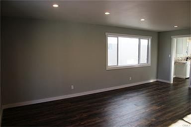 5th image of 24417 Park St #B