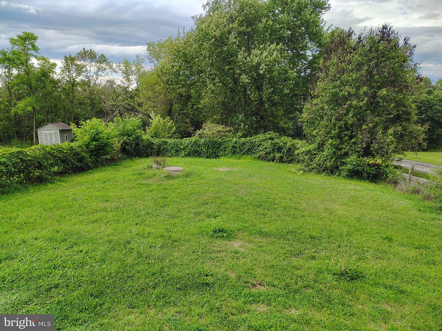 3 bed, 2.0 bath, 1728 sqft, $1,950 — Photo 3