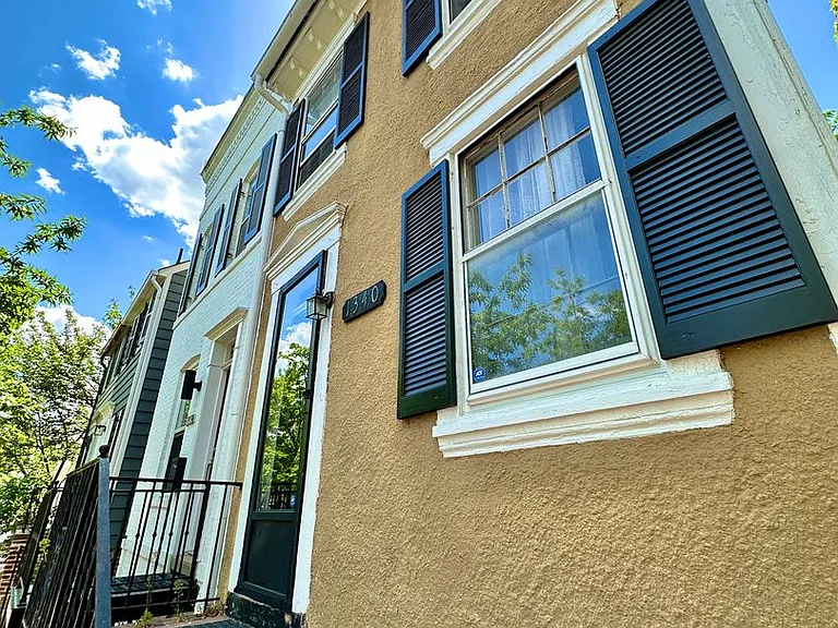 1340 28th St NW — Photo 31