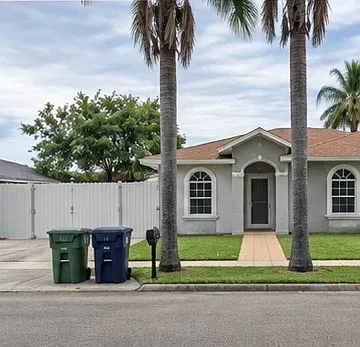2 bed, 1720 sqft, $2,600 — Photo 1