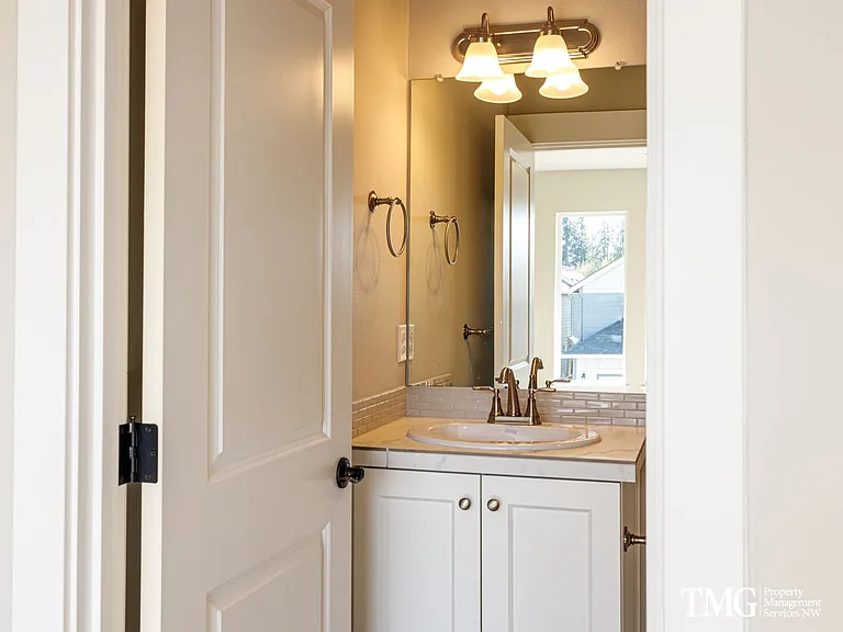 7242 S Ridge Way — Photo 15