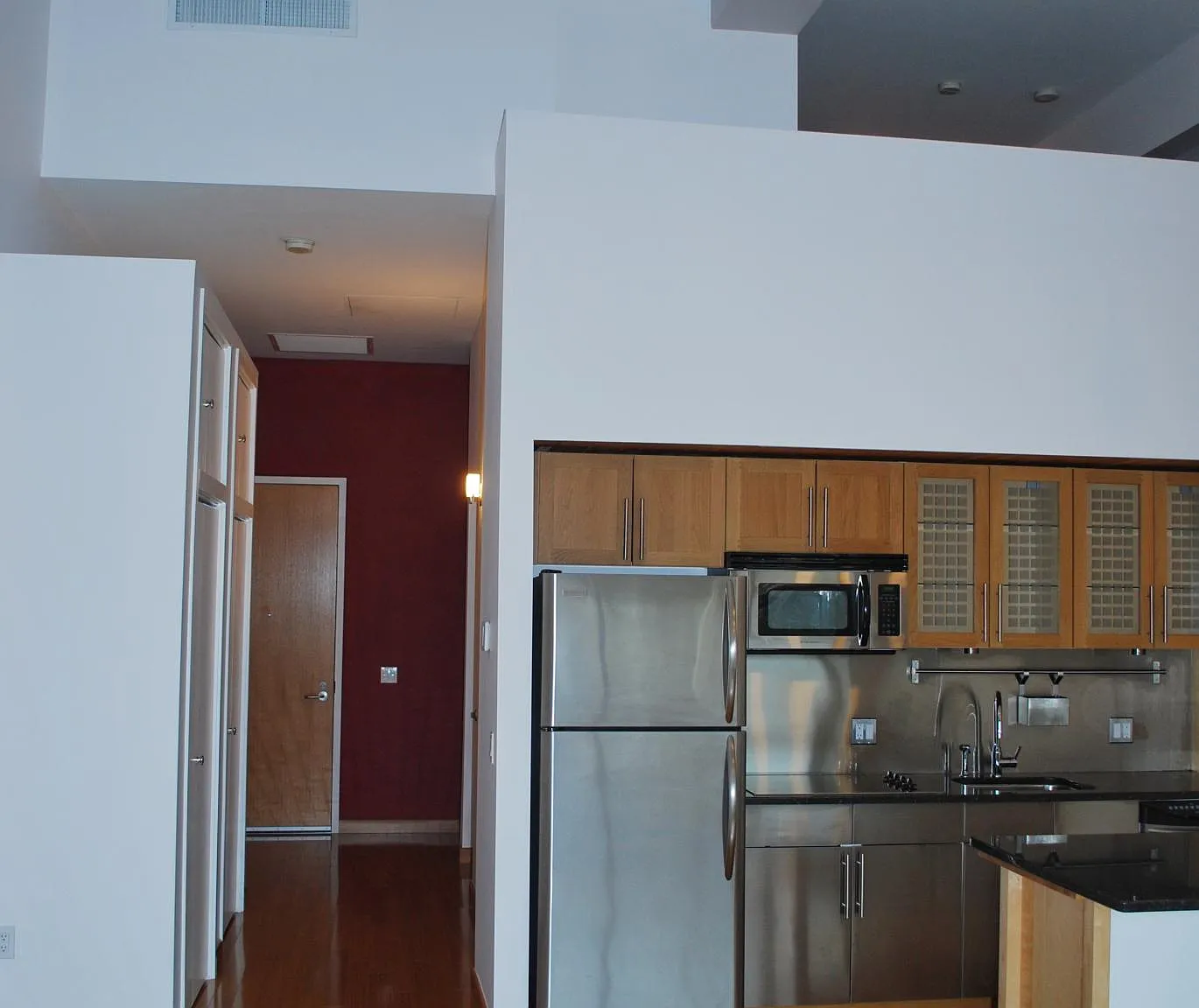 1 bed, 857 sqft, $3,000 — Photo 4
