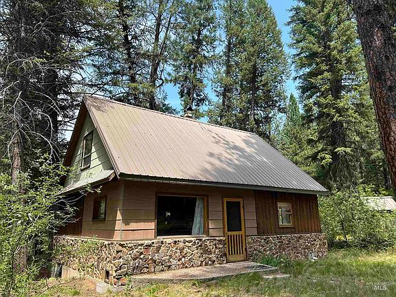 3rd image of 44 Long Creek Rd