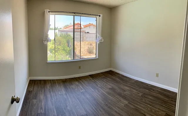 8380 Hydra Ln — Photo 3