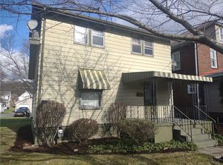 206 Wampum Ave, Ellwood City, PA 16117