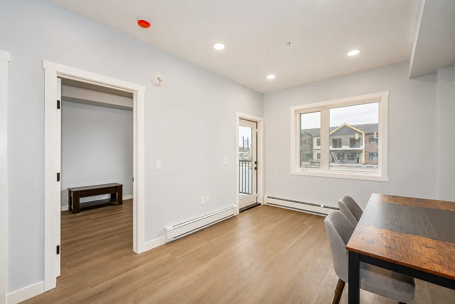 Terez Sapphire-Floorplan — Photo 2