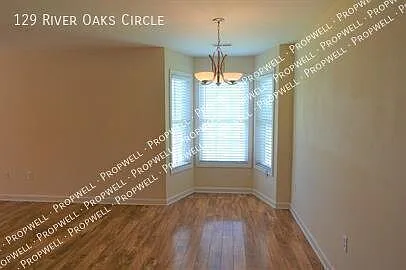 3 bed, 1400 sqft, $1,525 — Photo 4