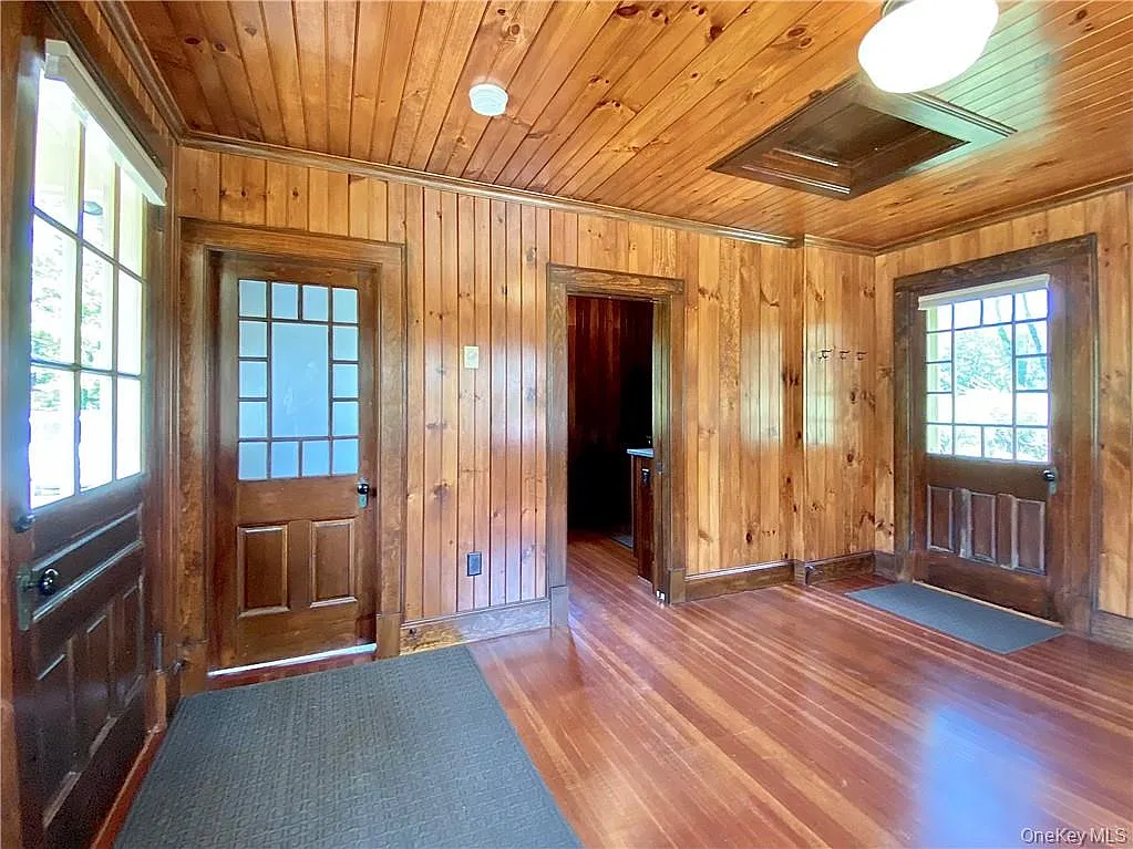 Studio, 1.0 bath, 300 sqft, $1,400 — Photo 4