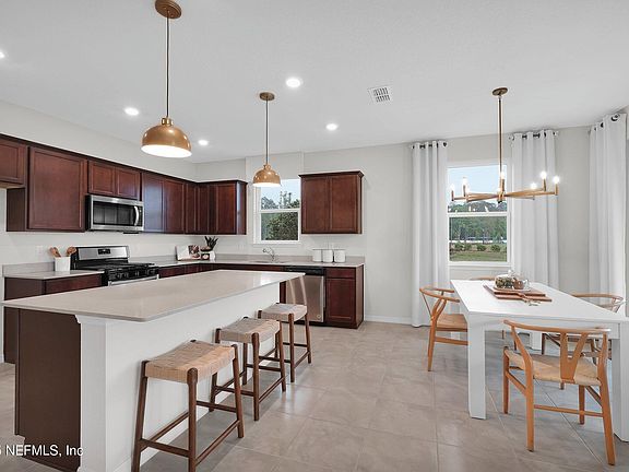 4th image of 950 ROOSTER HOLLOW Way