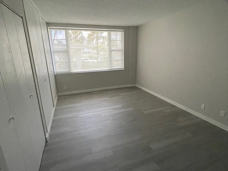 3600 Galt Ocean Dr — Photo 18
