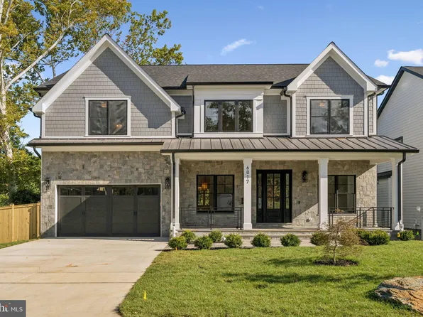 6017 Berkshire Dr, Bethesda, MD 20814