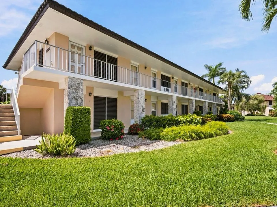 167 N Collier Blvd #T9