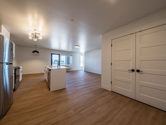 5th image of 426 Cobalt Dr APT 206