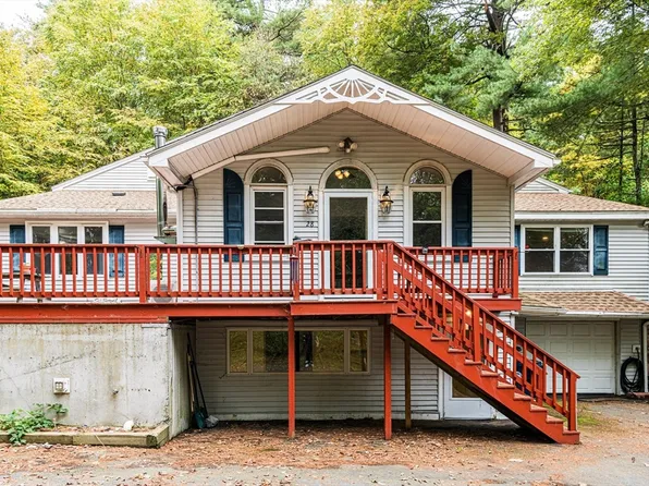 28-28A Blaiswood Ave, Marlborough, MA 01752