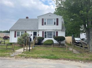 63 Ivan Ave, Riverside, RI 02915
