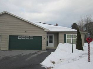 9 Victoria Way, Hampden, ME 04444