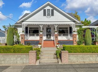 2345 SE Woodward St, Portland, OR 97202