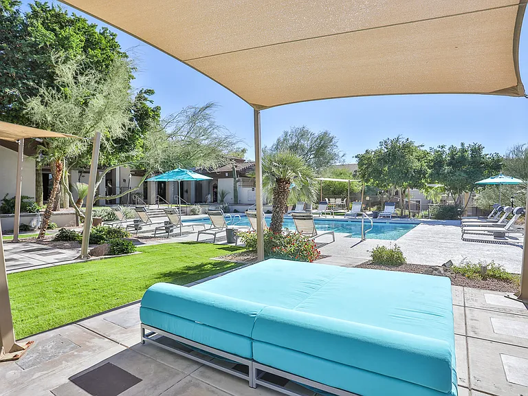 Kota North Scottsdale — Photo 20