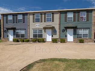 410 SE J St APT B, Bentonville, AR 72712