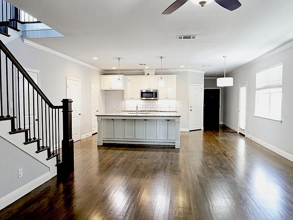 3rd image of 349 Kyra Ct