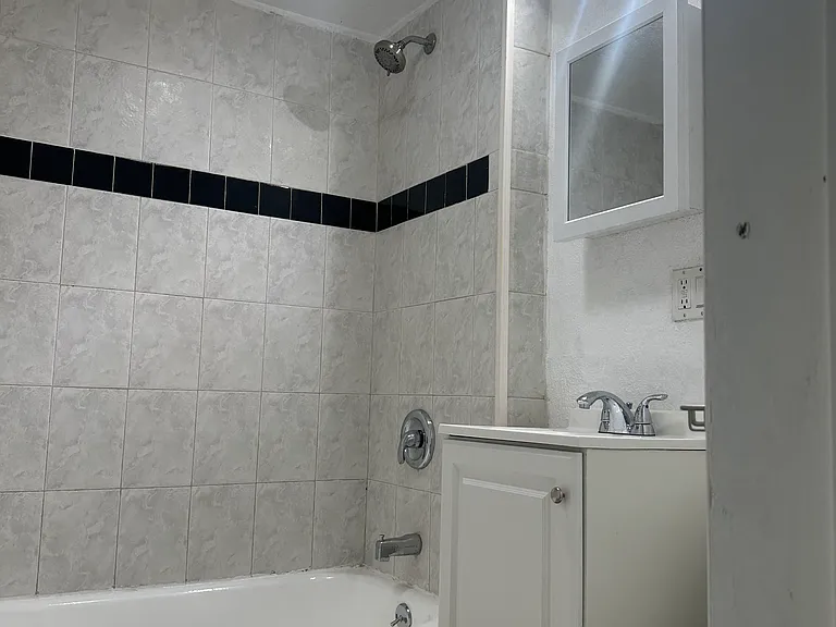 102 Main St #2 — Photo 10