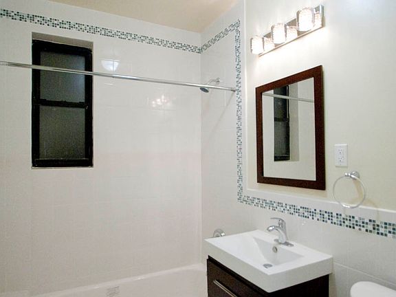 5th image of 4739 40th St #5E