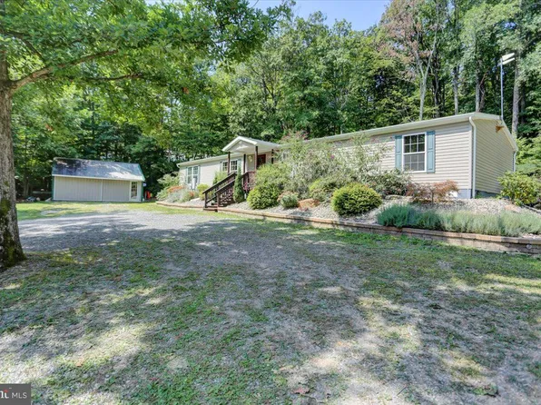 13545 Forge Hill Rd, Orrstown, PA 17244