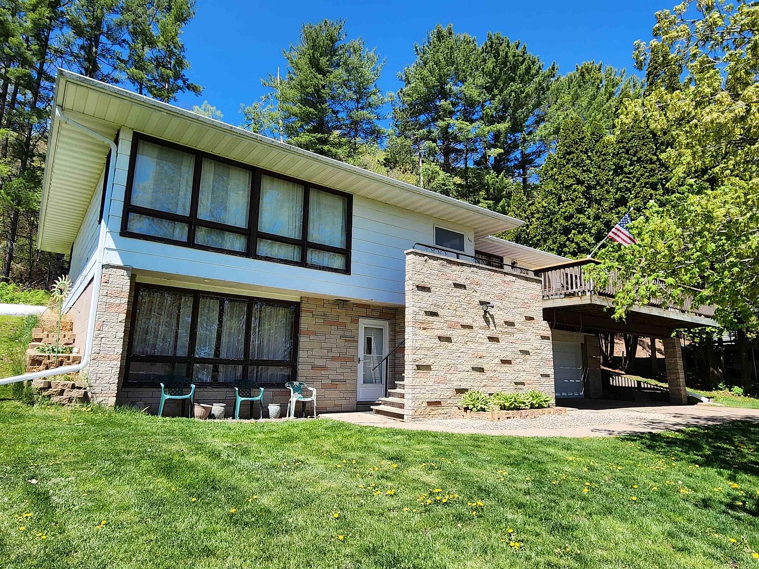 365 Terrace Dr, New Albin, IA 52160 MLS 20241777 Zillow