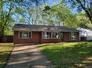 3320 Kimberly Dr, Champaign, IL
