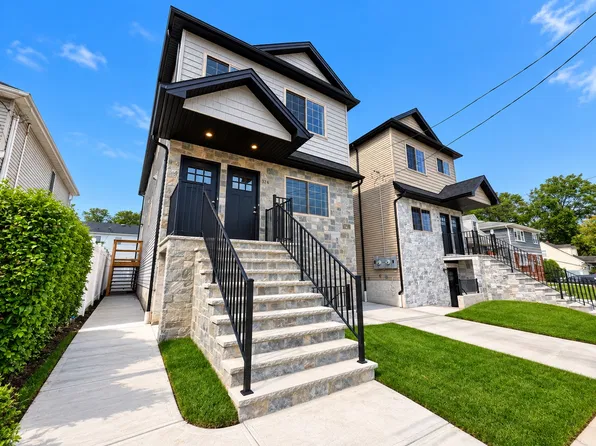 320 Bryson Ave #2, Staten Island, NY 10314