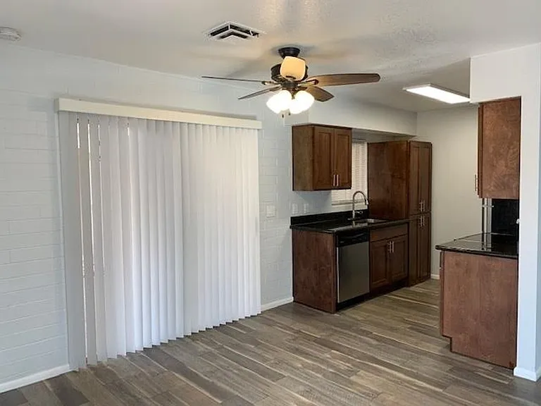 660 Jordan Rd — Photo 9