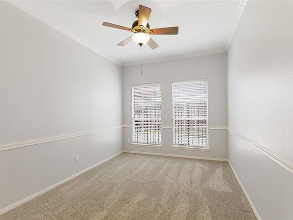 GREAT FORMAL DINING AREA