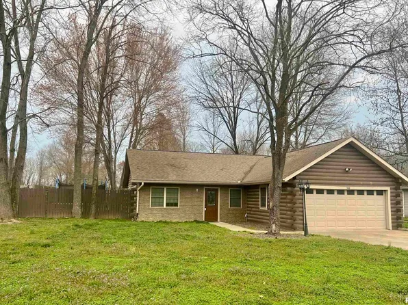 300 Noah Ln, Carterville, IL 62918