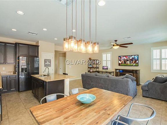 4th image of 5621 Balsam St