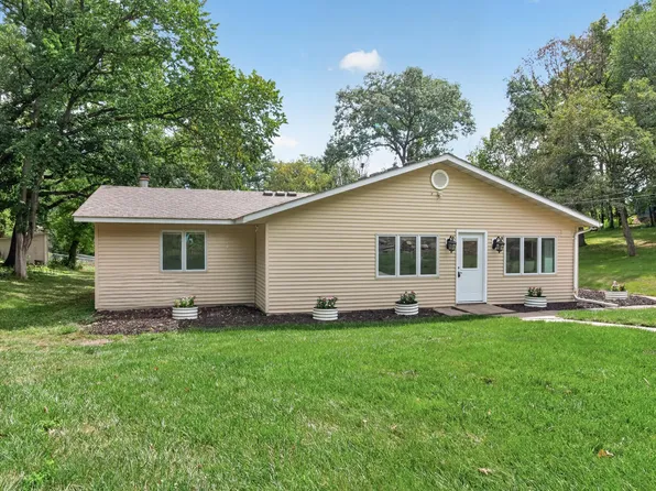 20192 Akin Rd, Farmington, MN 55024
