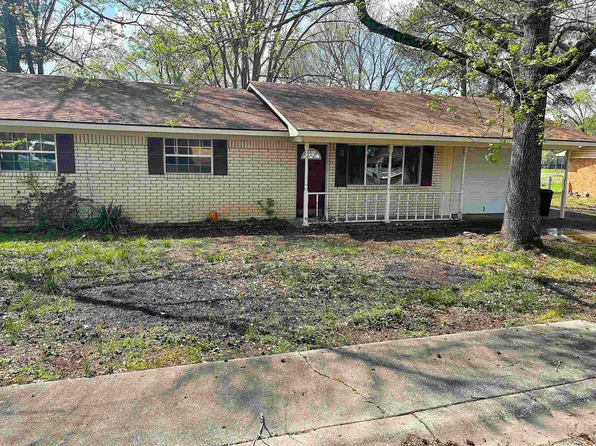 719 Dennis St, Glenwood, AR 71943