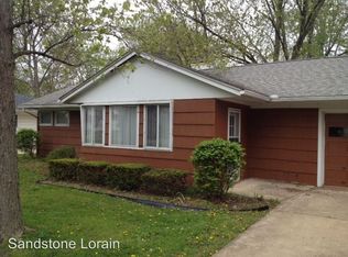 516 Vermont Rd, Elyria, OH 44035