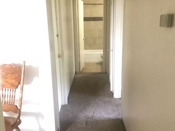 4th image of 2620 E Avenue D #1/2