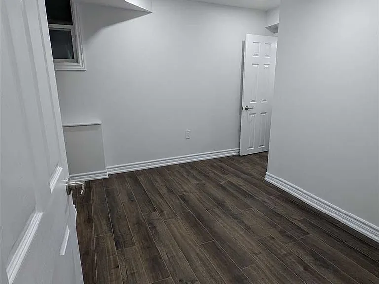 119 Tom Edwards Dr #BASEMENT — Photo 8