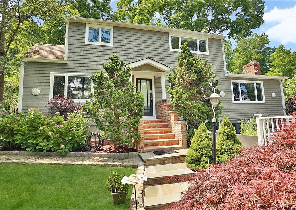 1st image of 33 Franklin St