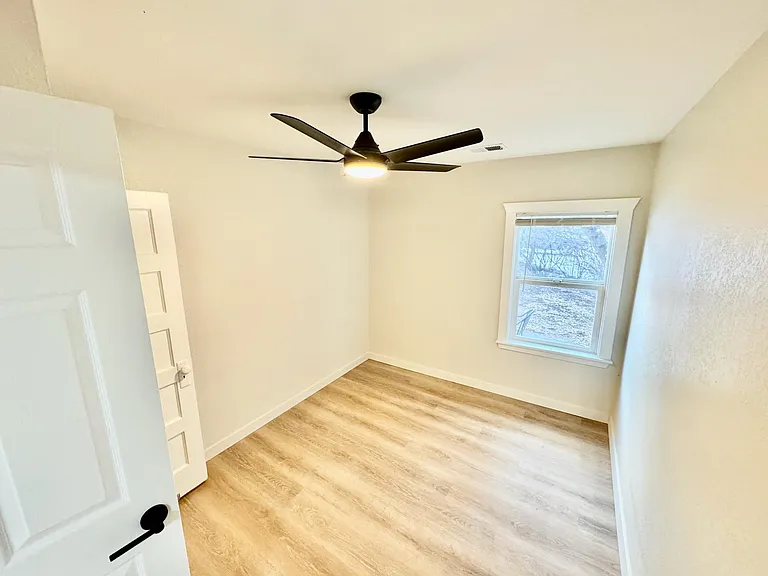 935 S Sheridan Blvd — Photo 13