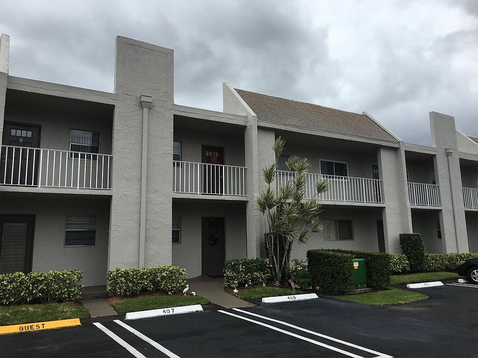 1st image of 2860 SW 22nd Ave #4120