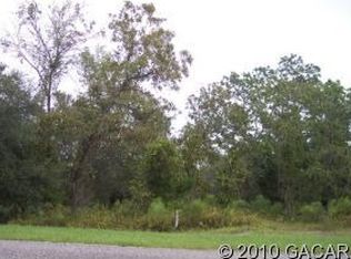 124 Hickory Cir, Interlachen, FL 32148