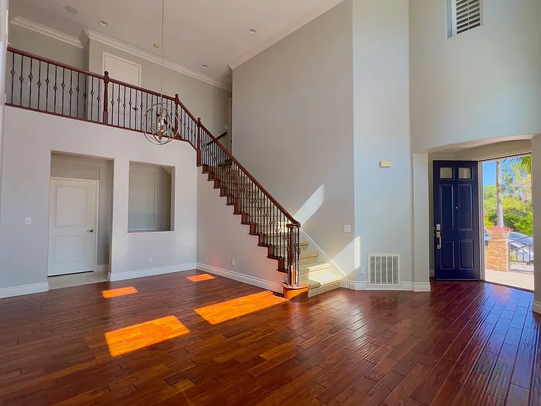 2287 Calle Catarina — Photo 4