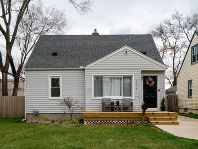 23832 Harding Ave, Hazel Park, MI, 48030