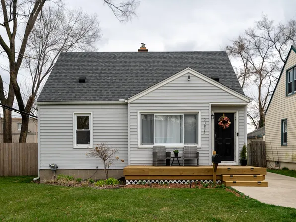 23832 Harding Ave, Hazel Park, MI 48030