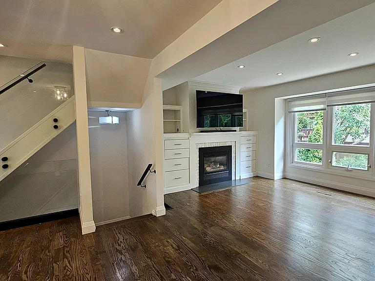 1080 Walden Cir #54 — Photo 8